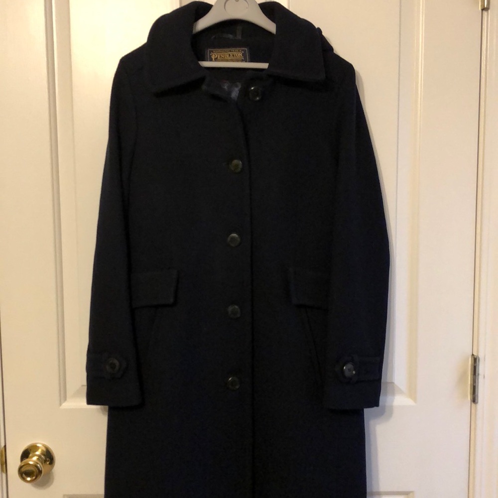 PENDLETON  LIKE NEW! classic ladies long wool coat, black/dark navy size 8